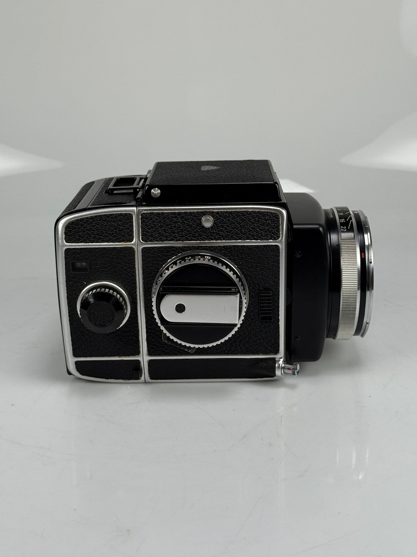 Rolleiflex SL66 Medium Format Camera with 80mm f2.8 HFT, waist level