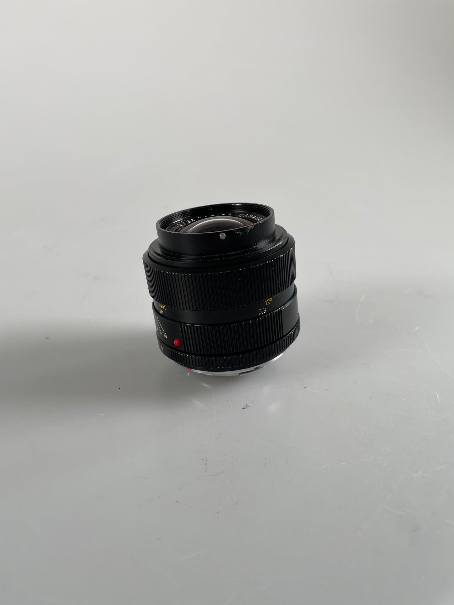 LEICA LEITZ SUMMICRON-R 35mm F2 11227 2 CAM R LENS