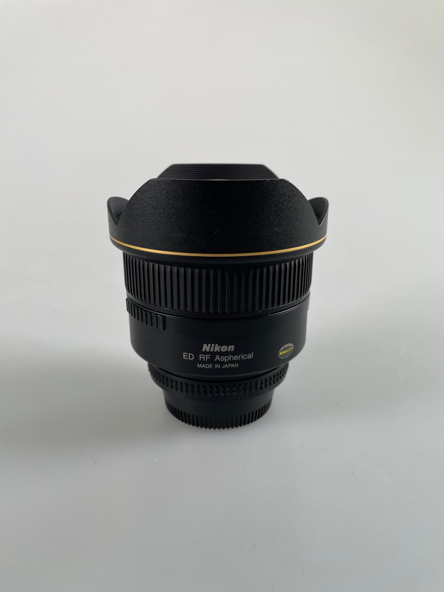 Nikon AF NIKKOR 14mm f2.8 D ED RF Aspherical Wide Angle Lens