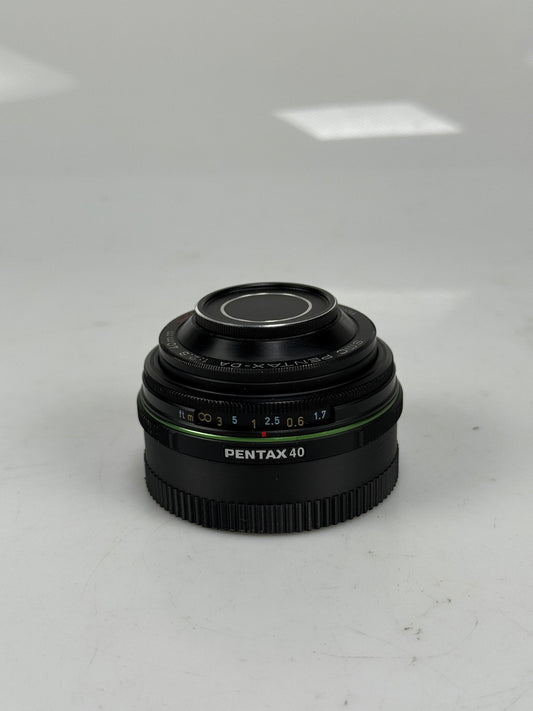 PENTAX SMC Pentax-DA 40mm f2.8 Limited Lens