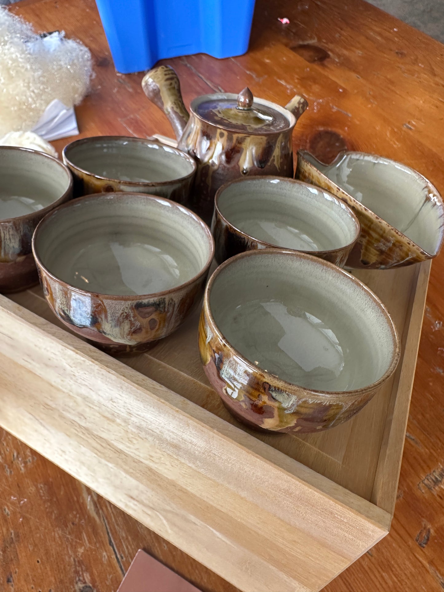 Vintage Takatori Yaki Japanese pottery tea pot and cup set Miraku Kamei