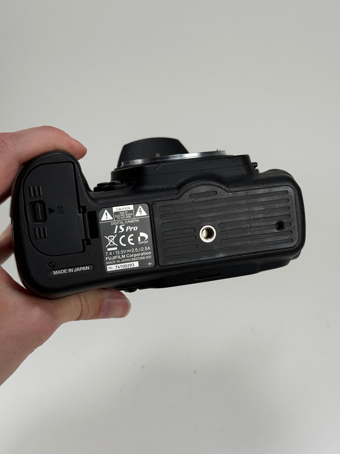 Fujifilm FUJI IS-PRO IR-UV 12.3MP Digital SLR Camera, Nikon F Mount RARE