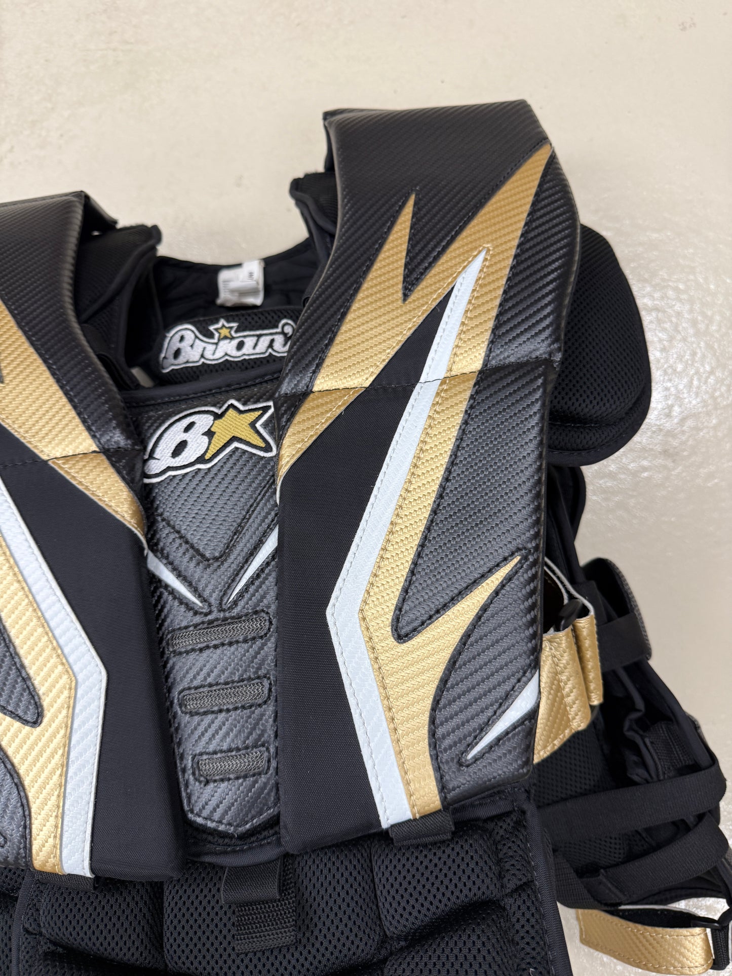 Brian's B Star 2 Intermediate Goalie Chest & Arm Protector Pads