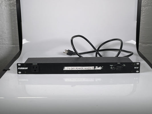 Furman M8X2 8 Outlet Power Conditioner and Surge Protector