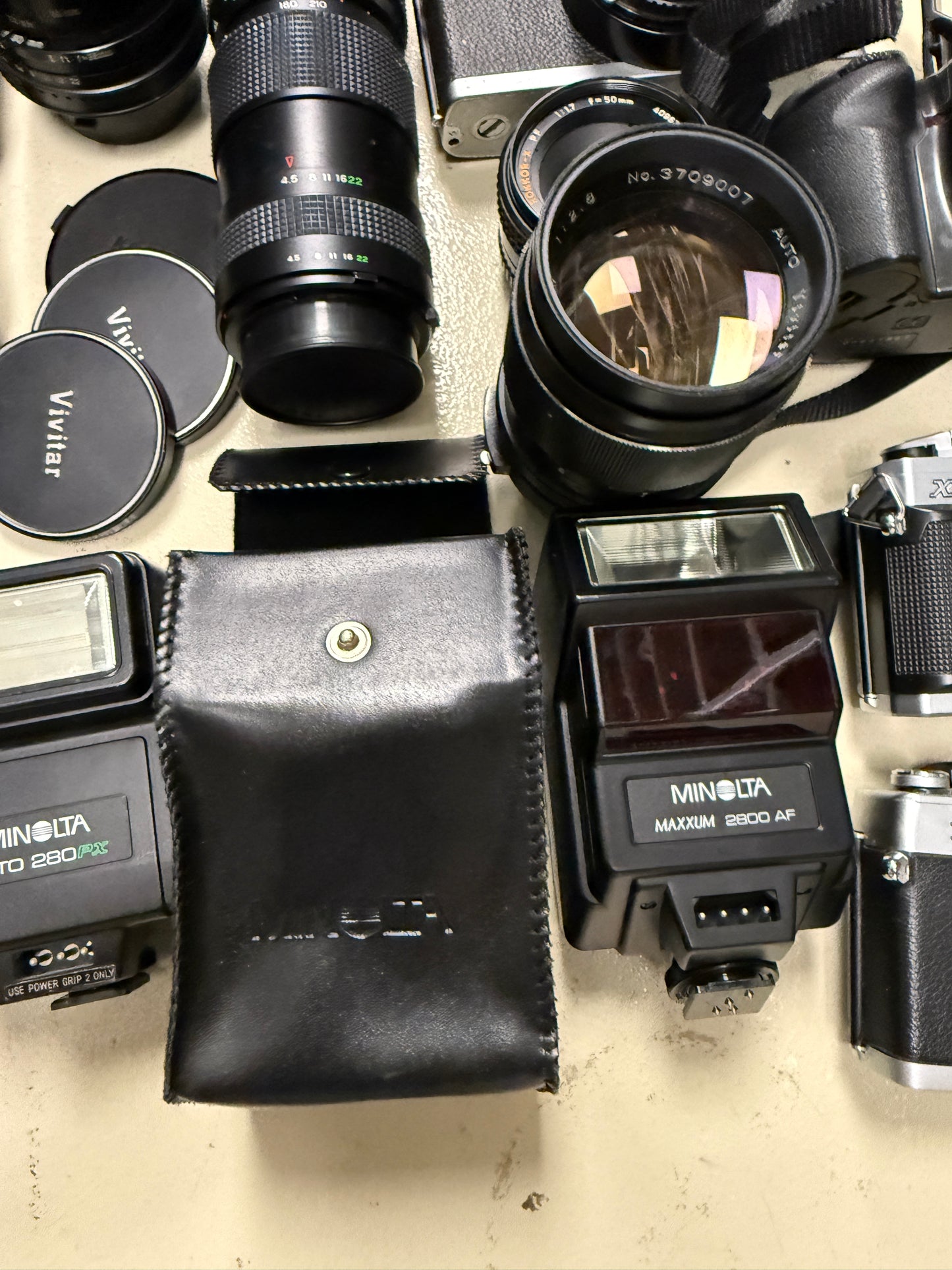 Minolta Film camera MF and AF equipment lot lens, flash