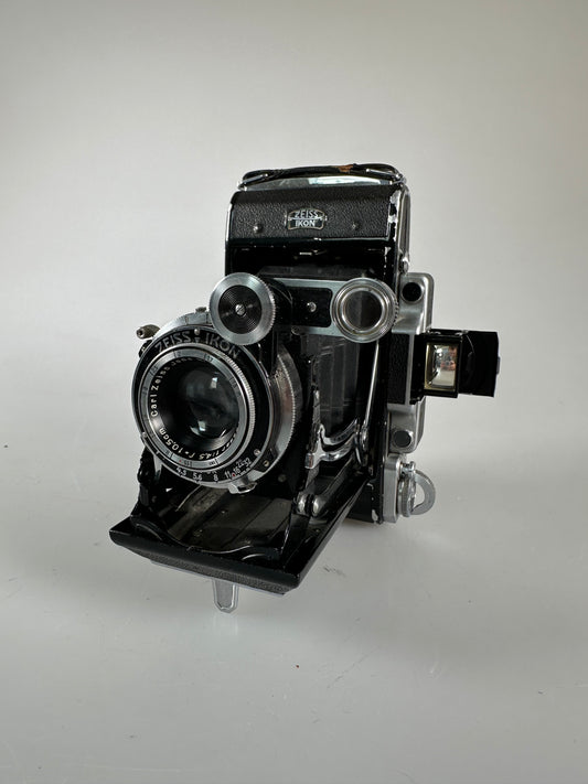Zeiss Ikon Super Ikonta 531/2 6x9 Camera Tessar 105mm f3.5 w/ 4 1/2 x 6cm mask