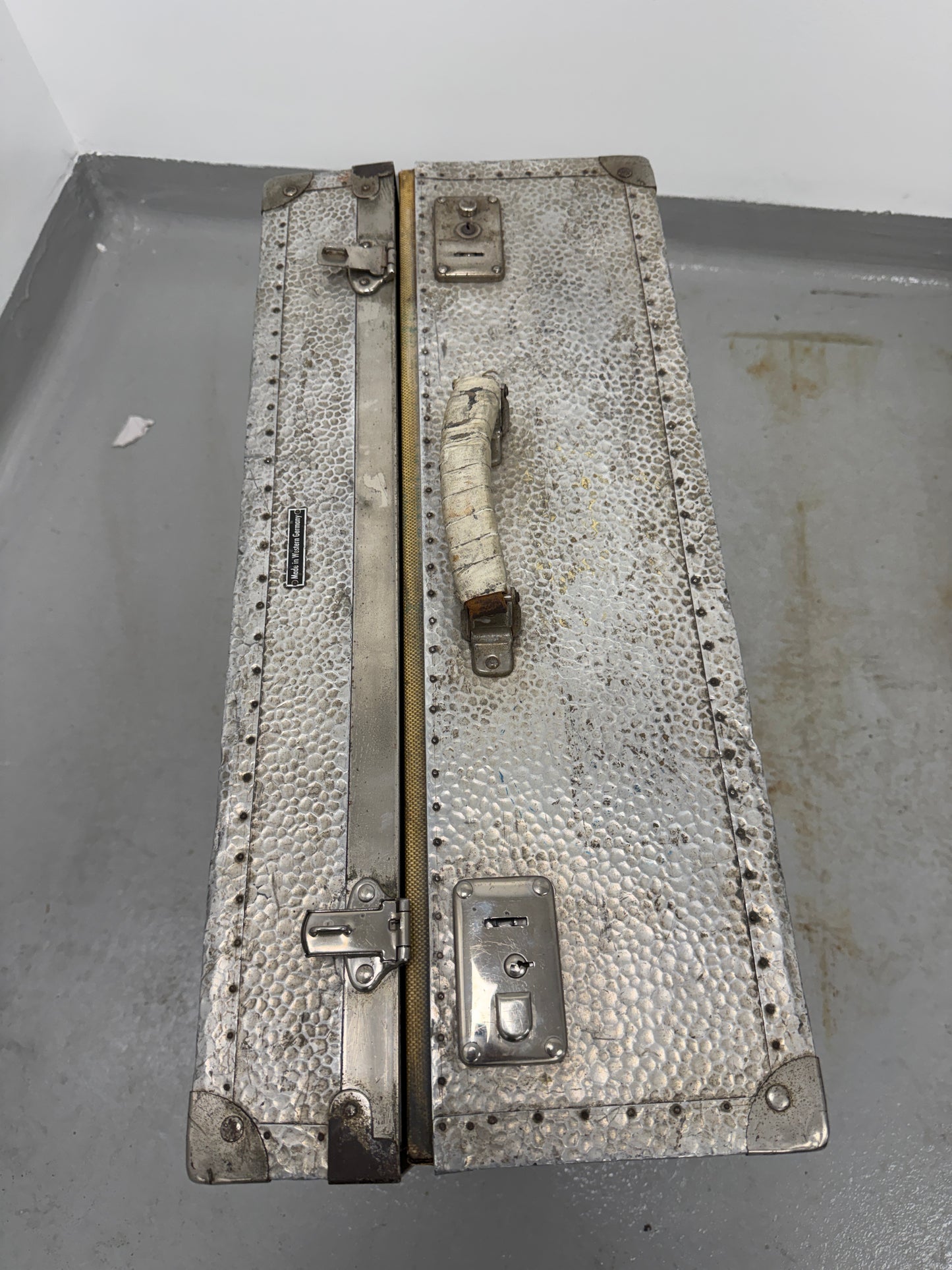 Arriflex Arri cinema Film camera aluminum metal carrying case