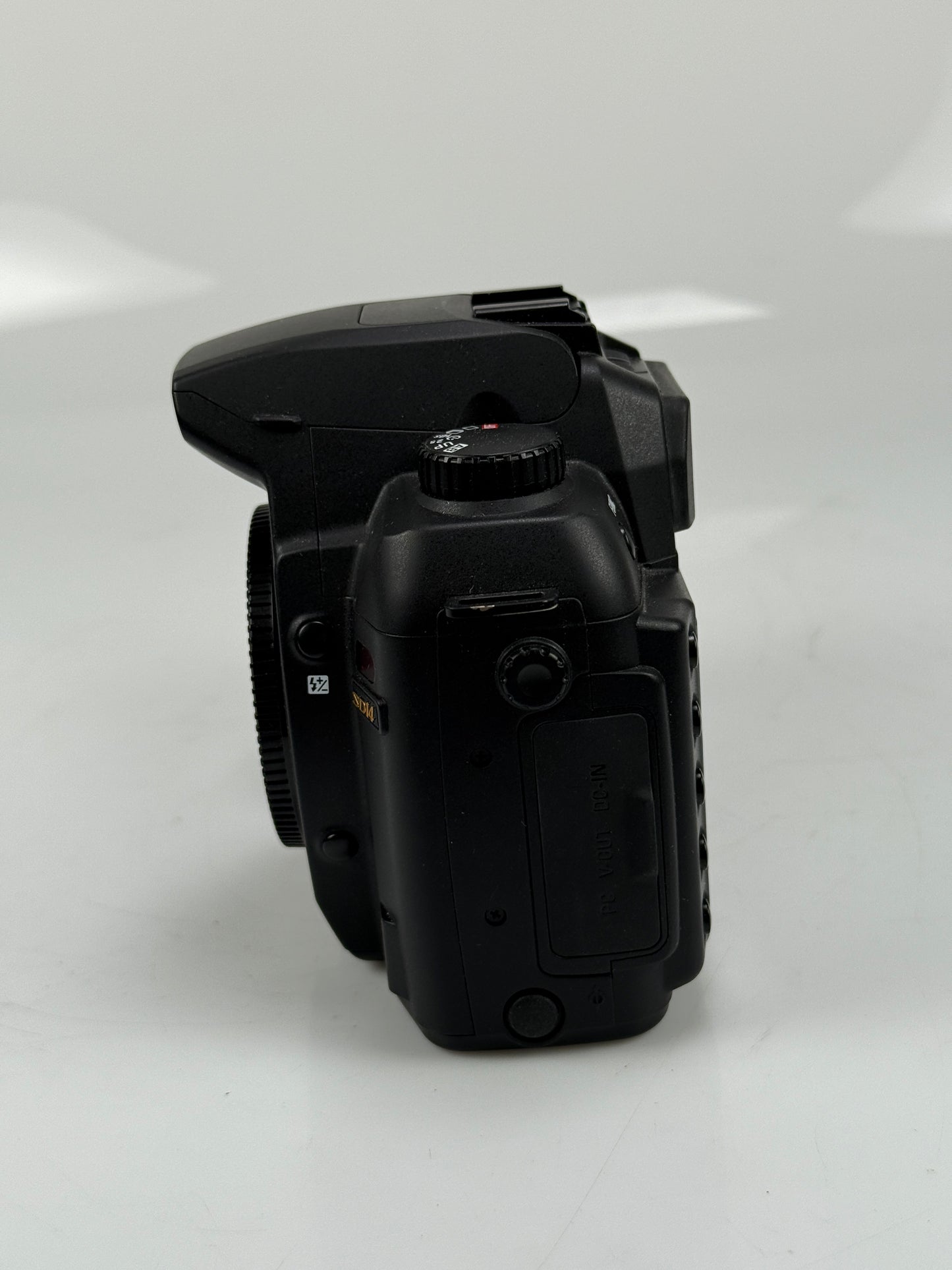 Sigma SD14 14.0MP Digital SLR Camera SA Mount Black Body Only