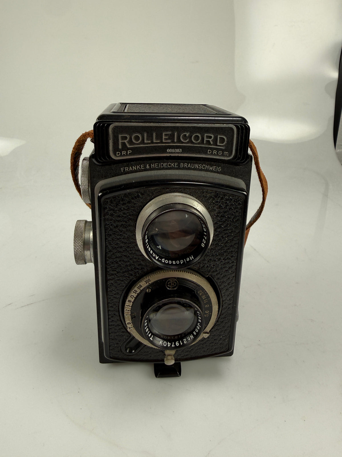 Rolleicord Ia Model 2 TLR, 75mm f3.5 Triotar Lens 7.5cm