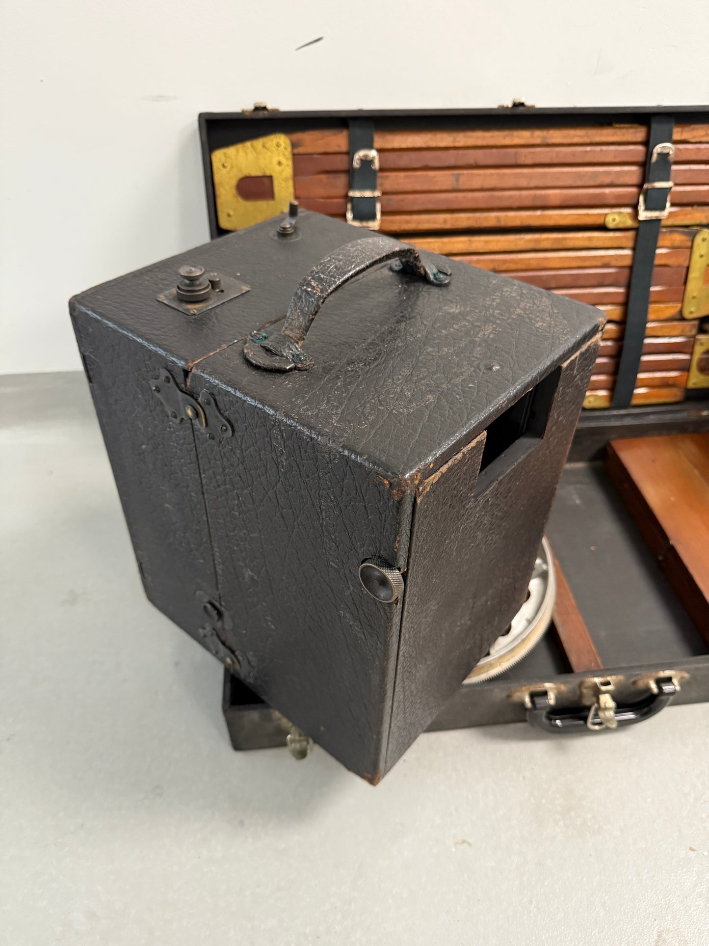 Kodak Century Camera Cirkut Large Format Camera with tripod and gears