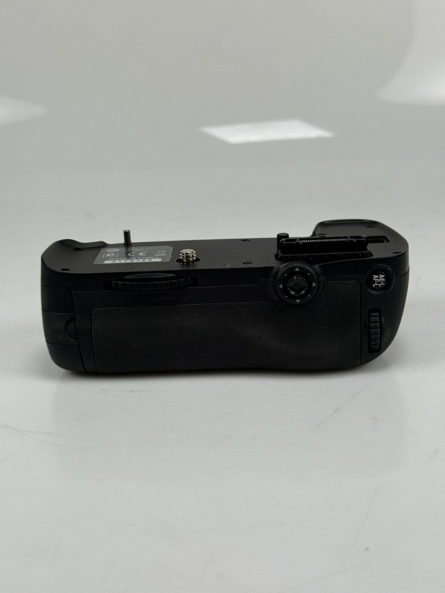 Nikon MB-D14 Multi Battery Power Pack for D600, D610