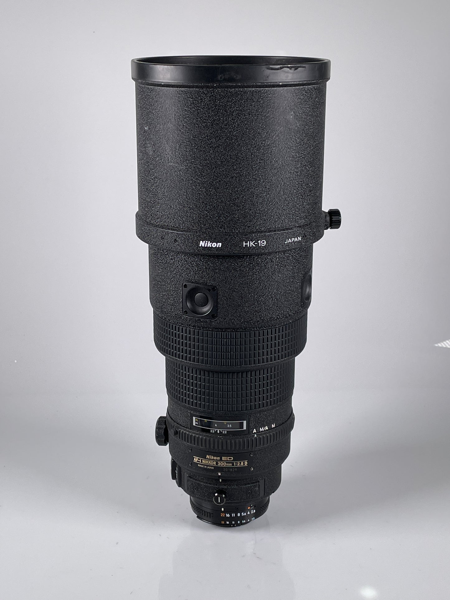 Nikon NIKKOR AF-I 300mm f2.8 D ED Lens