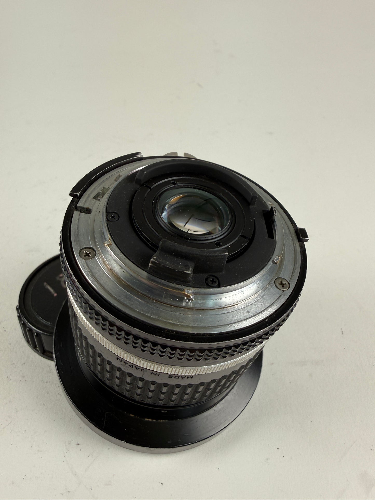 Nikon Ai-s Nikkor 18mm f3.5 MF Ultra Wide Lens Ais