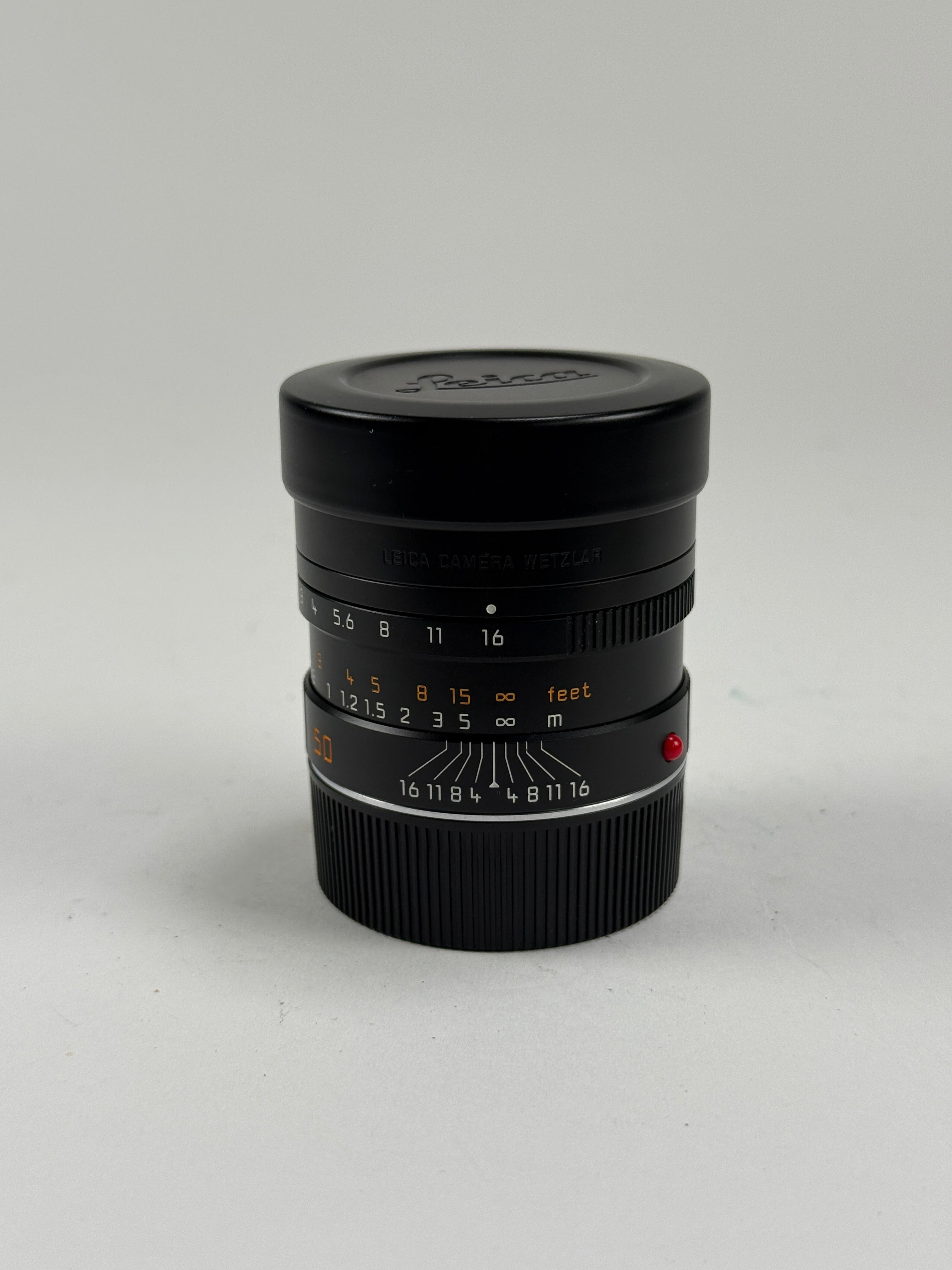 Leica Summarit-M 50mm F2.4 Black (Leica M) 11680 w/ hood