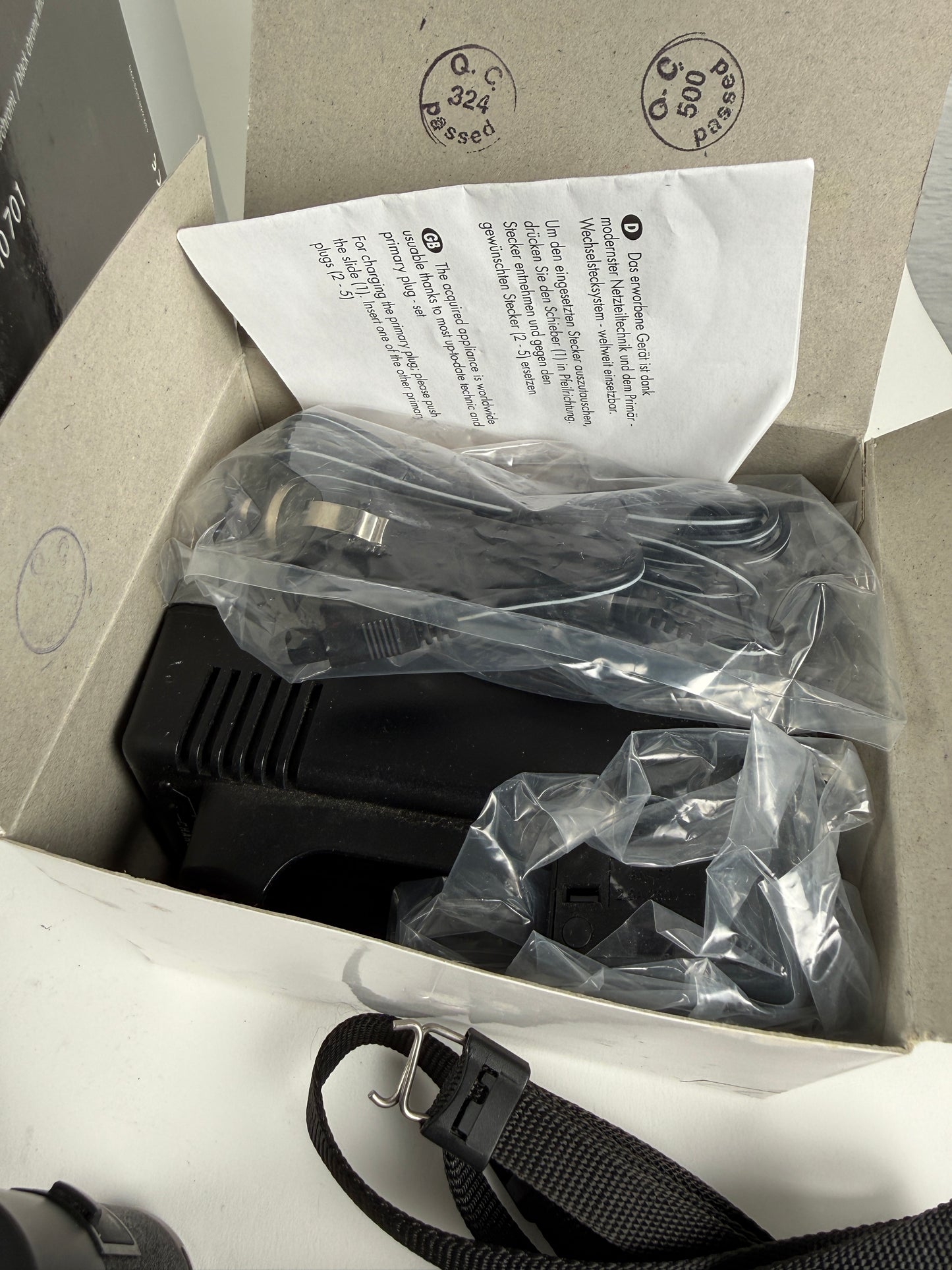 Leica M8 10.3MP Rangefinder Digital Camera Body - Black SC 4836