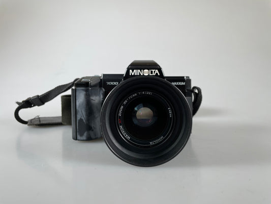 Minolta Maxxum 7000 Camera & Maxxum AF Zoom 35-70mm f4 Lens