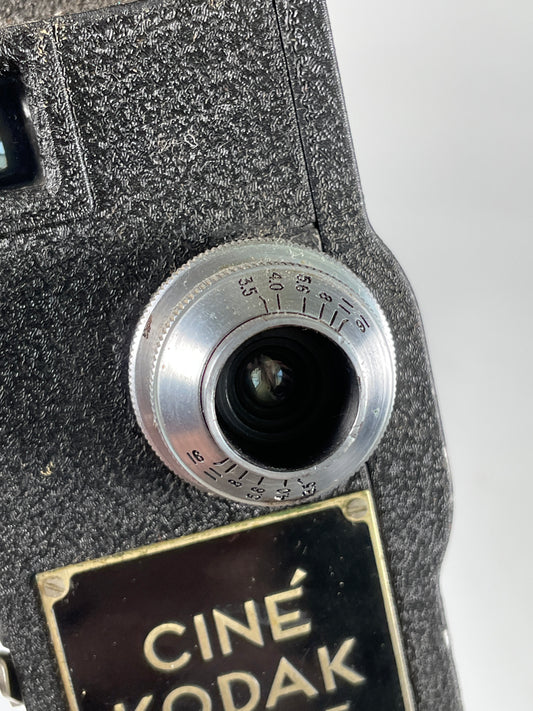 Vintage Kodak cine kodak model E 16mm Movie Camera 20mm f3.5