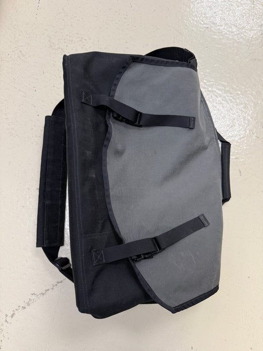 CourierWear Messenger Camera Bag Black Grey