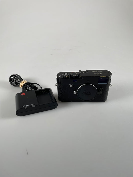 Leica M-P 240 Black Paint Digital Rangefinder