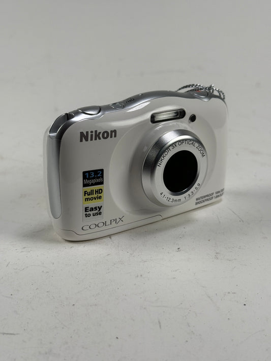 Nikon Coolpix W100 13.2MP White Waterproof Camera Boxed