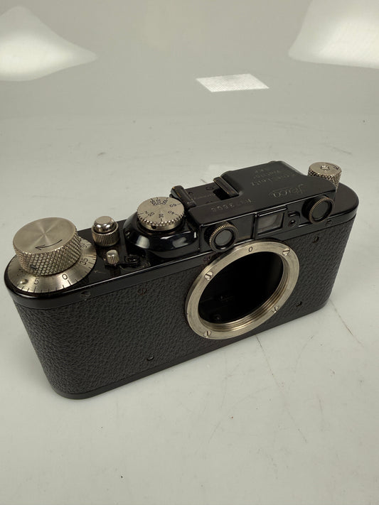 Leica II Model D 35mm Film Rangefinder Black Camera Body “Germany” hot shoe