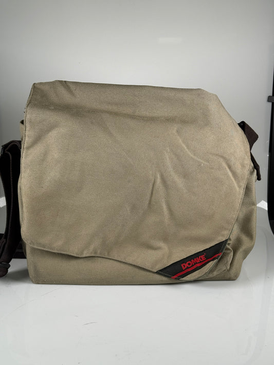 DOMKE CAMERA SHOULDER BAG IN tan