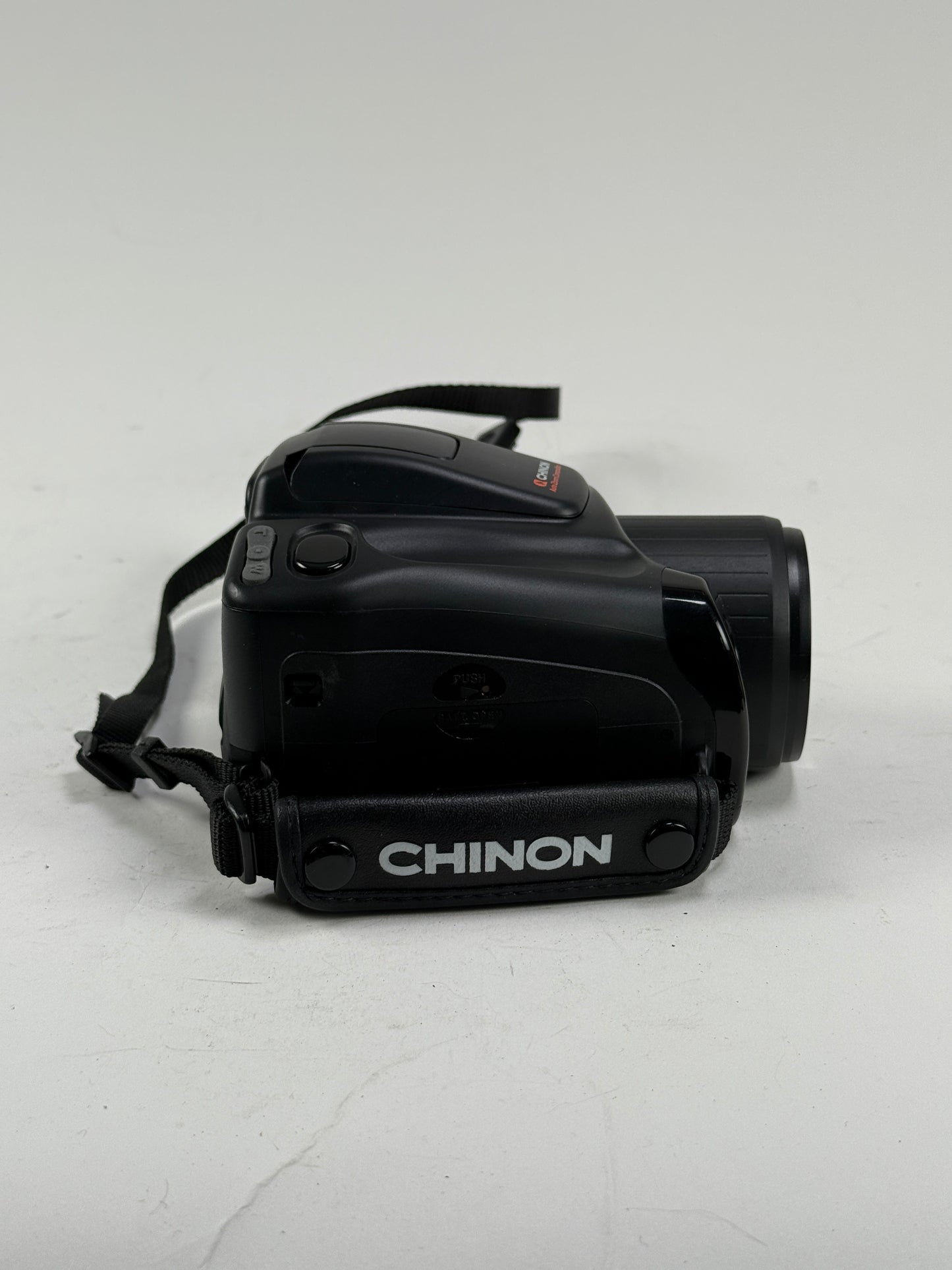 Chinon Genesis IV 35mm Film Camera Macro Zoom Lens Auto
