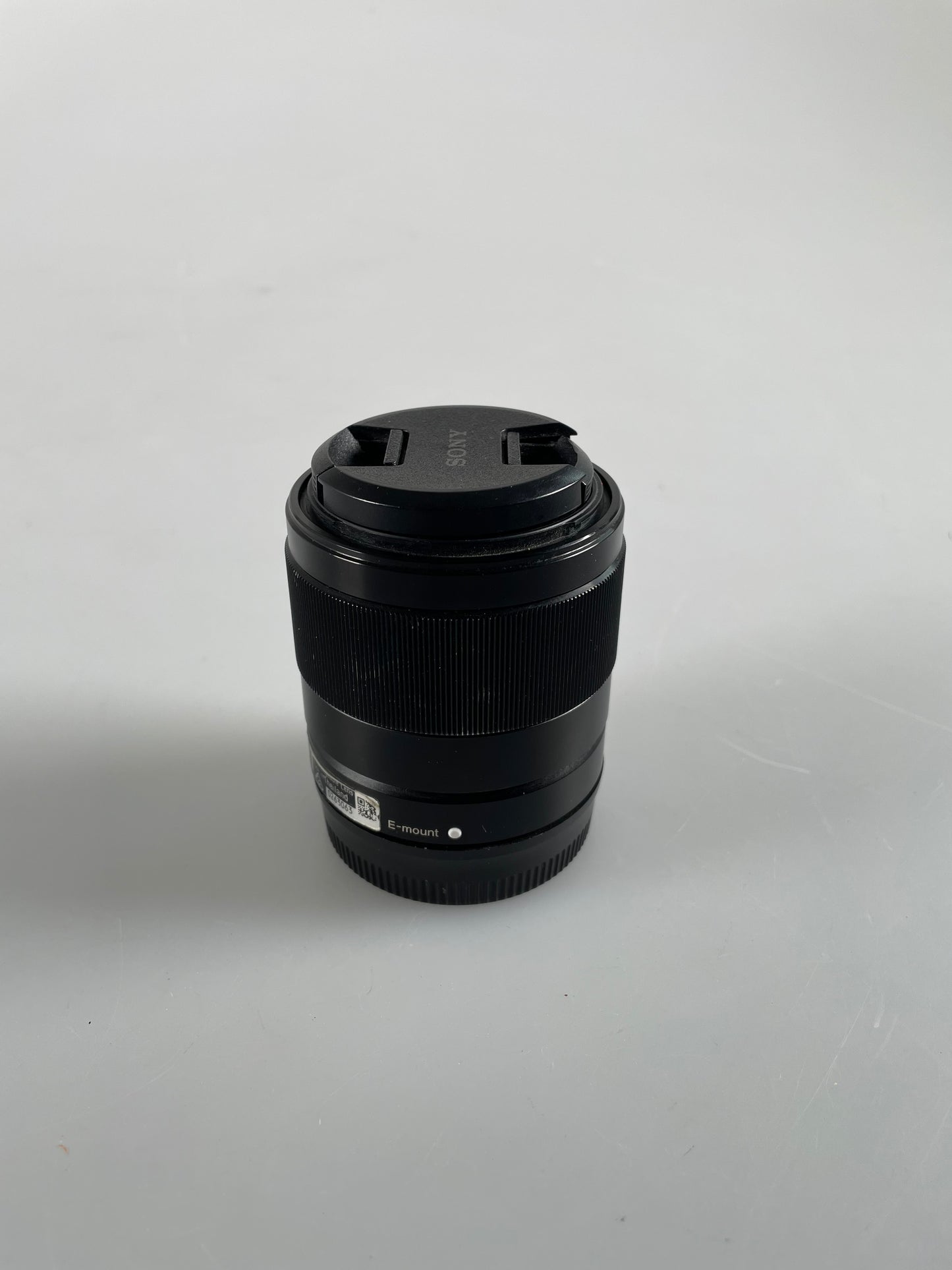 Sony SEL 28mm f/2 FE SEL28F20 Lens for Sony E-Mount