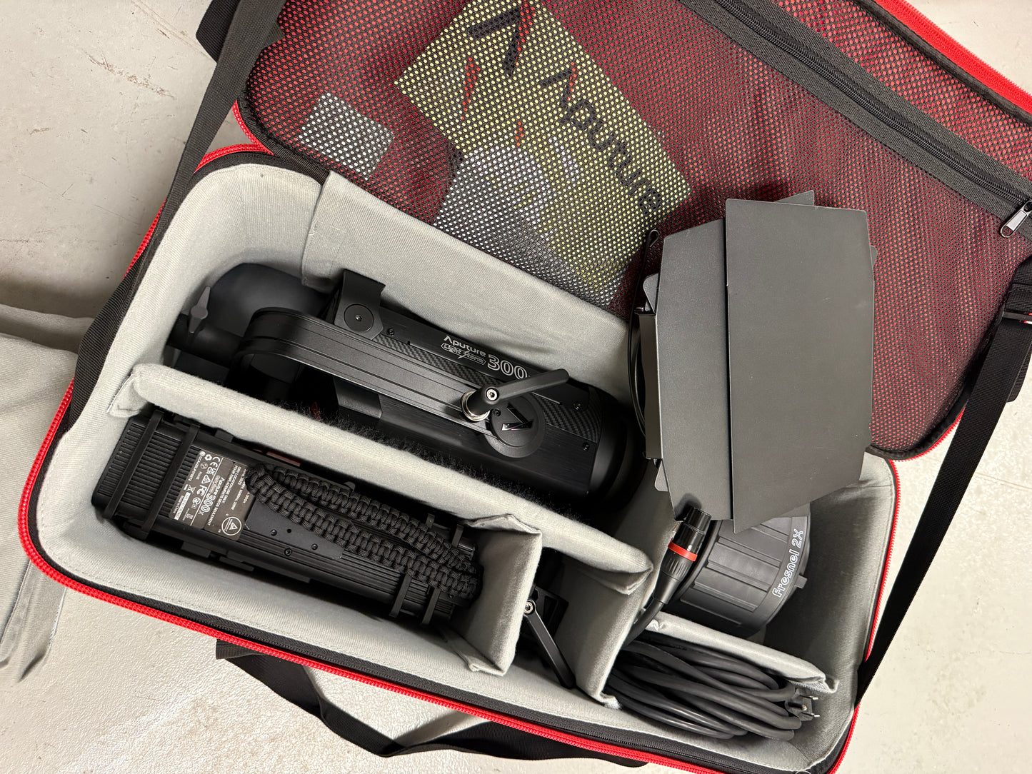 Aputure Light Storm 300x Bi-color LED Light Kit V Mount w/ Aputure 2x Fresnel
