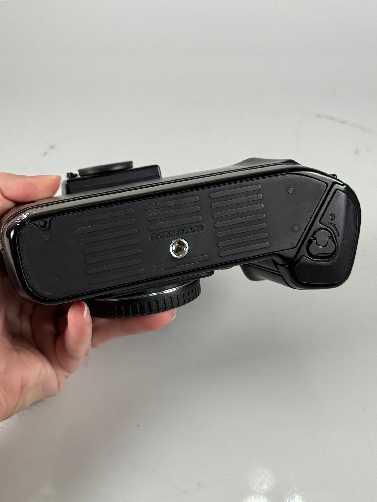 Nikon F4 SLR 35mm Film Camera Body