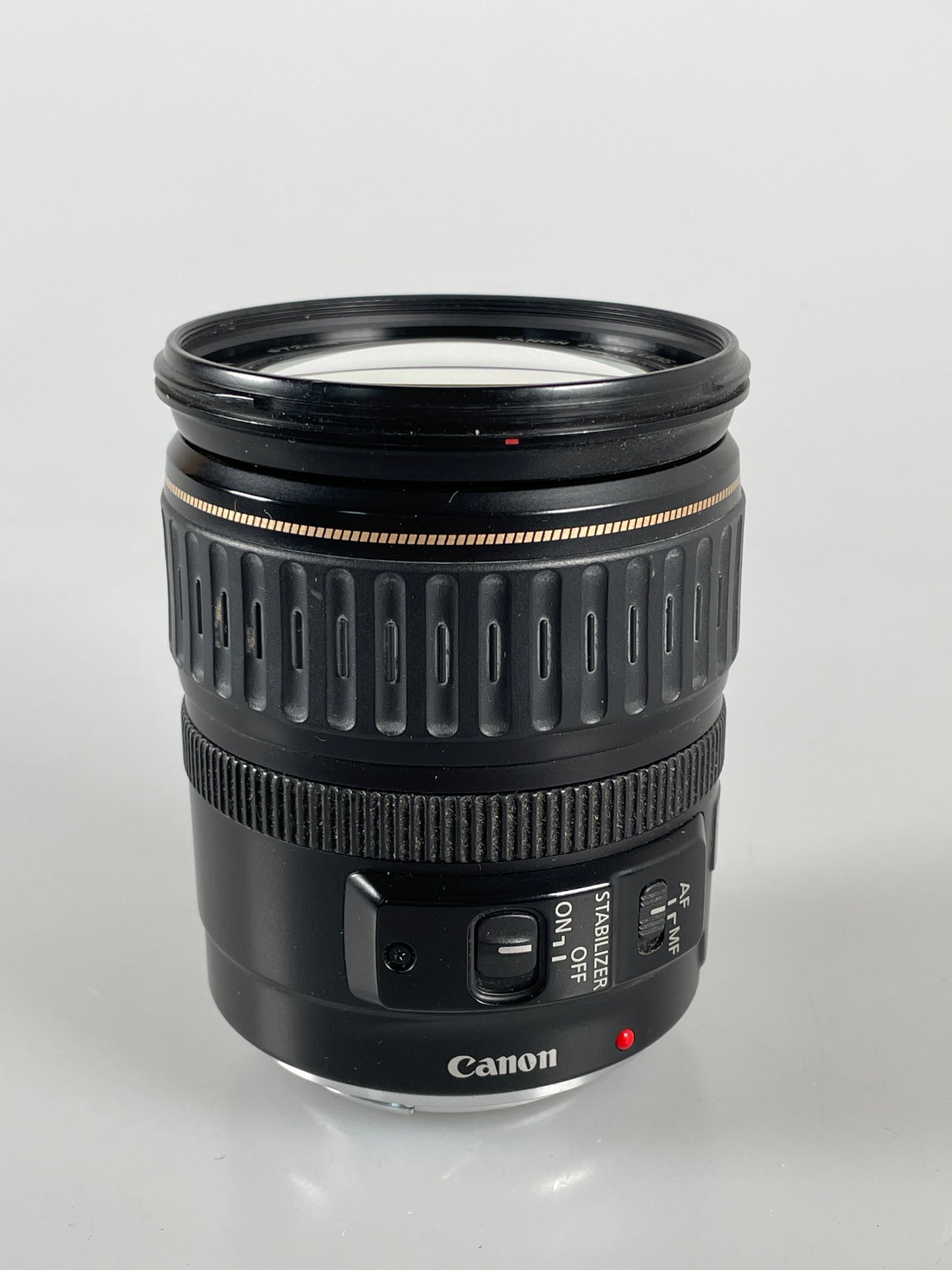 Canon EF 28-135mm f3.5-5.6 IS USM lens