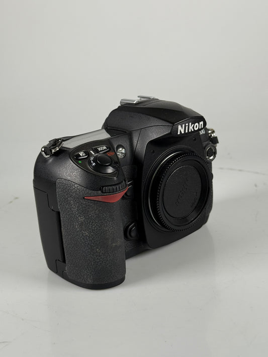 Nikon D200 10.2MP DX Digital SLR Camera