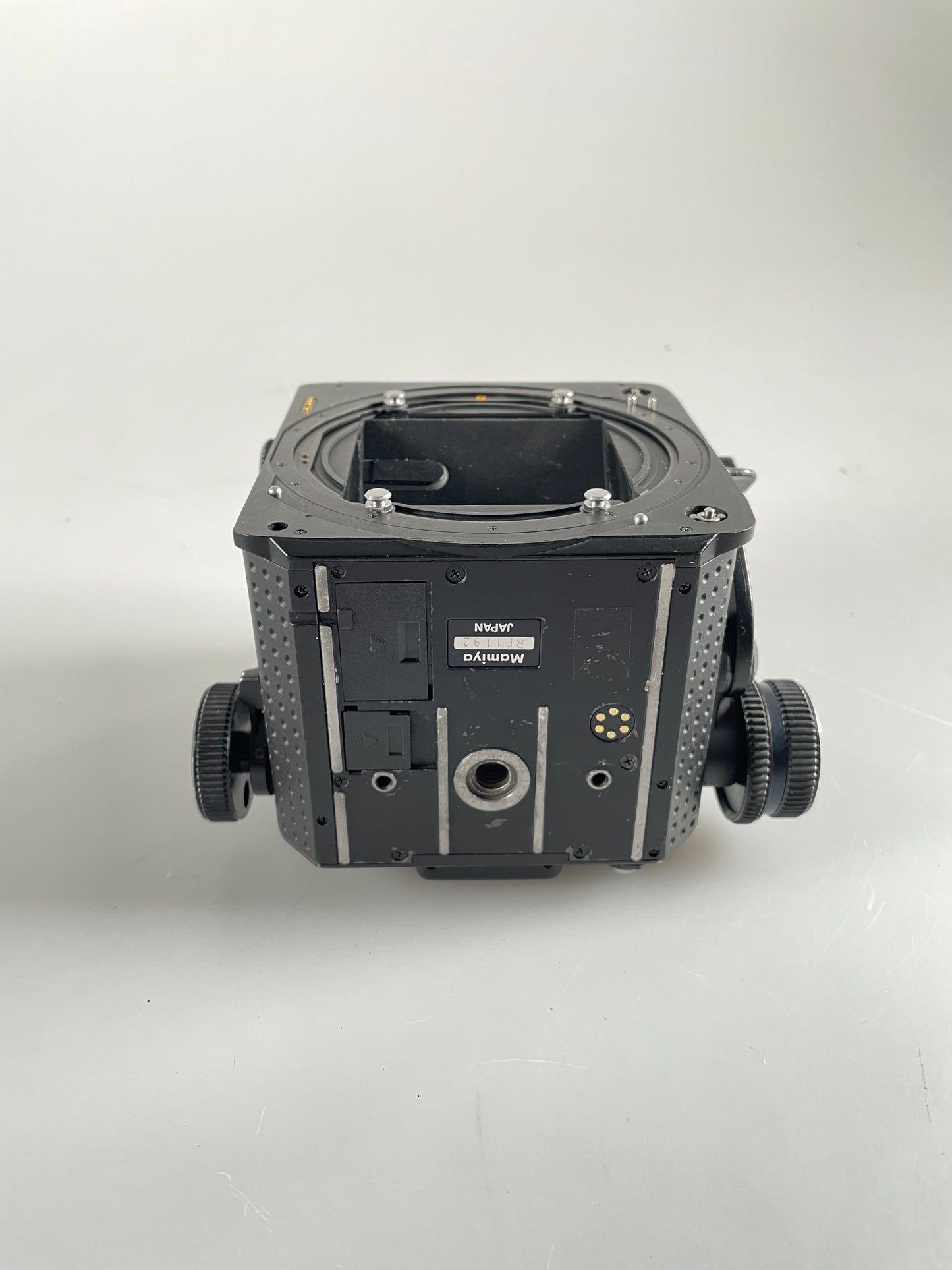 Mamiya RZ67 Pro II body medium format camera w/ waist level finder