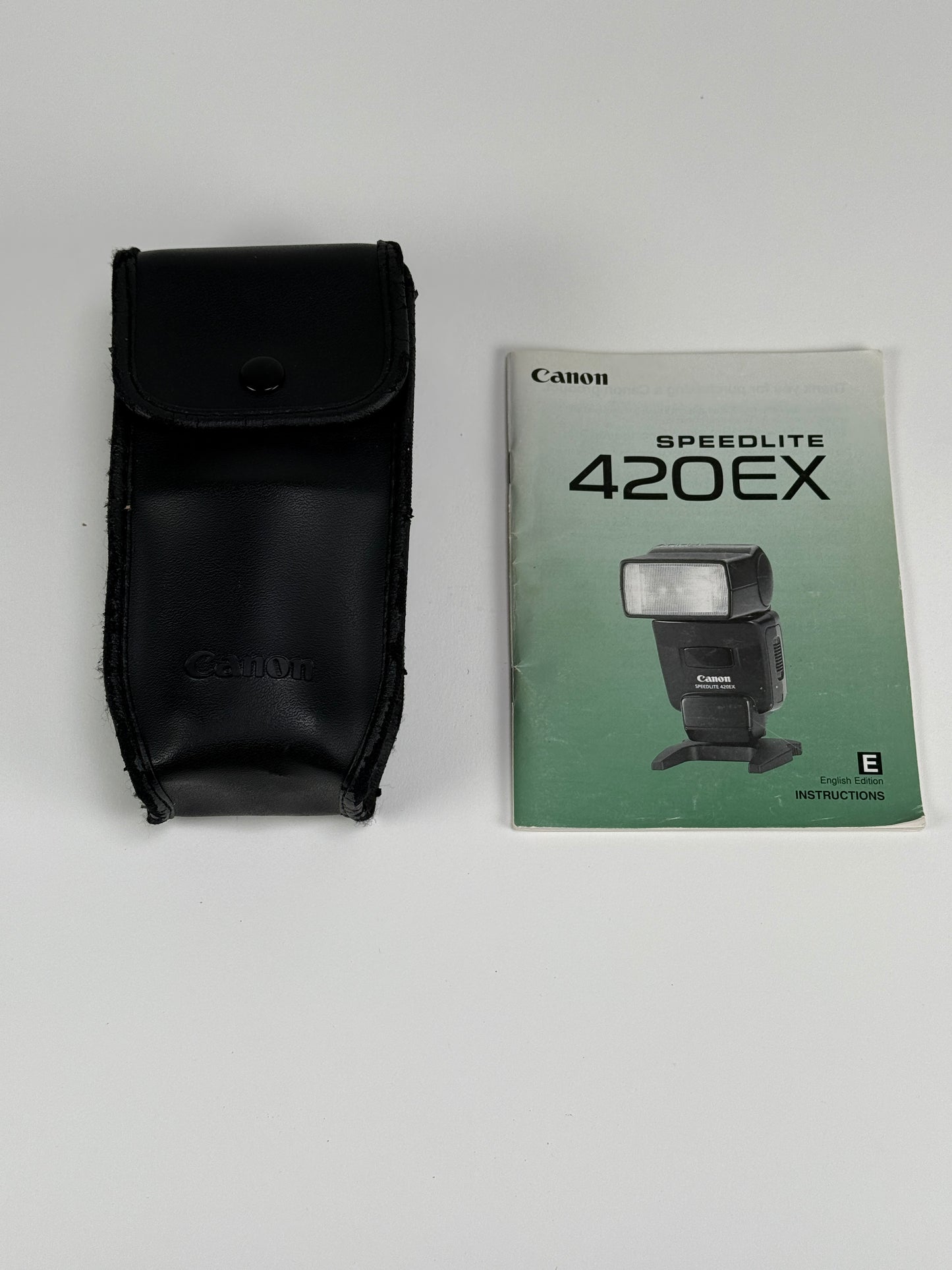 Canon 420EX Speedlite Shoe Mount Flash with case
