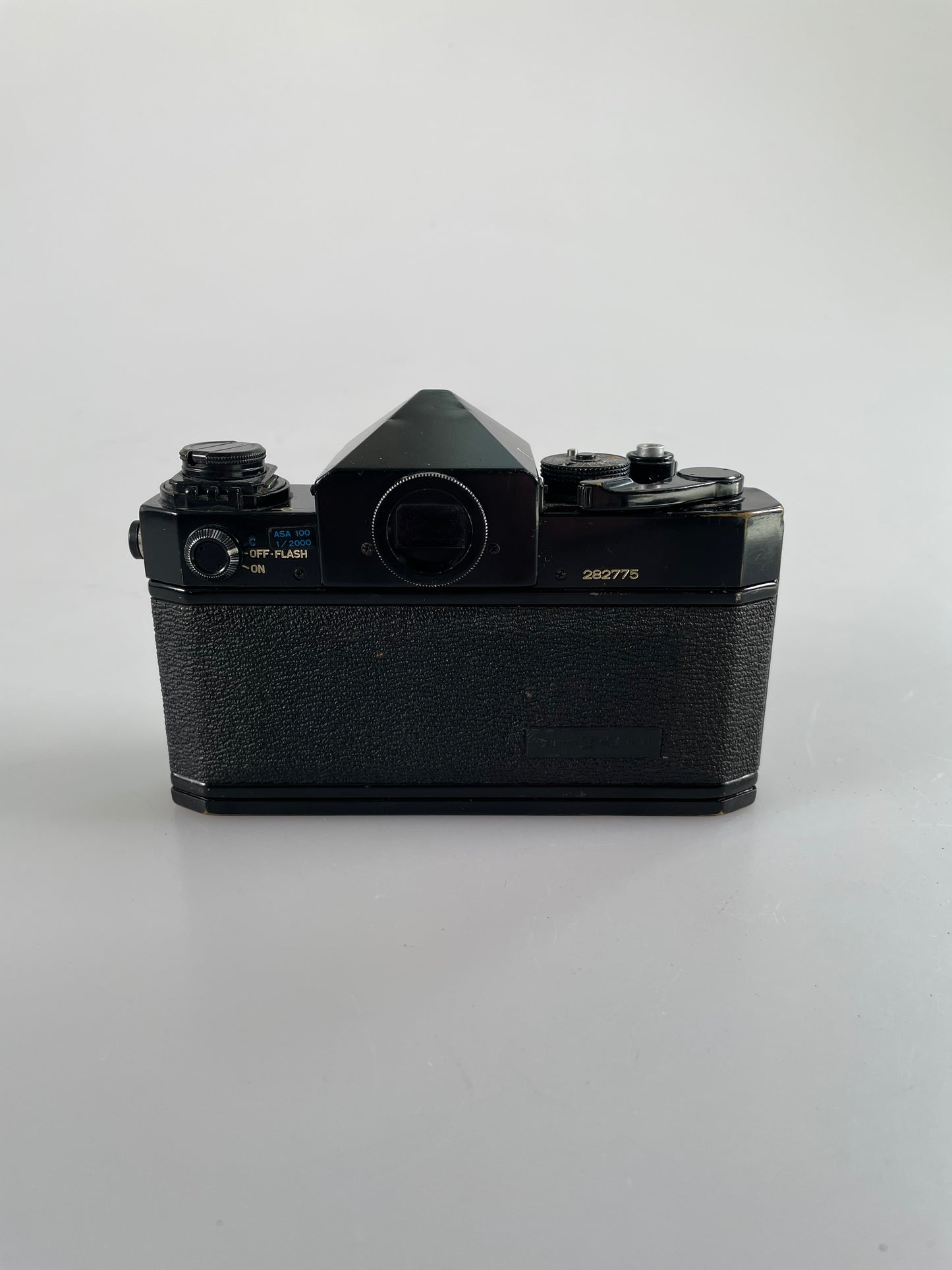 Canon F-1 Black 35mm SLR Film Camera body