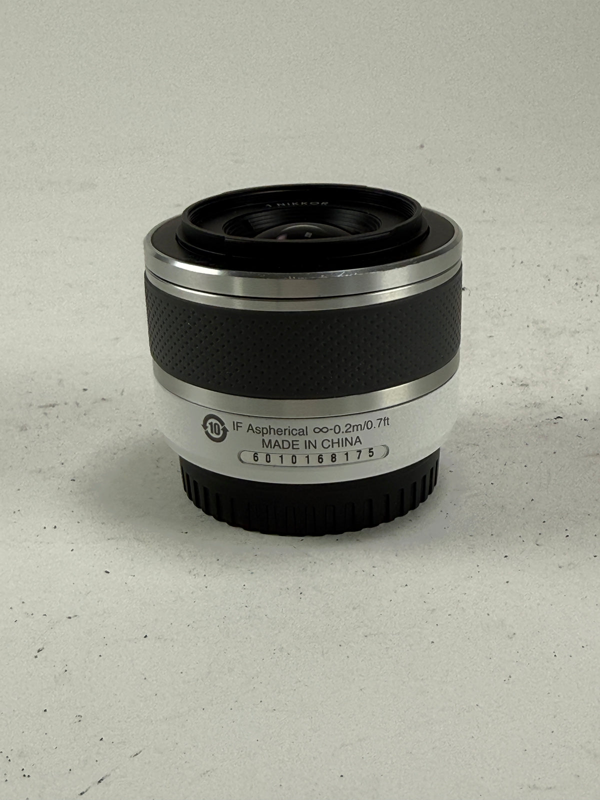 Nikon 1 Nikkor 10-30mm f3.5-5.6 VR IF ASPH Lens white