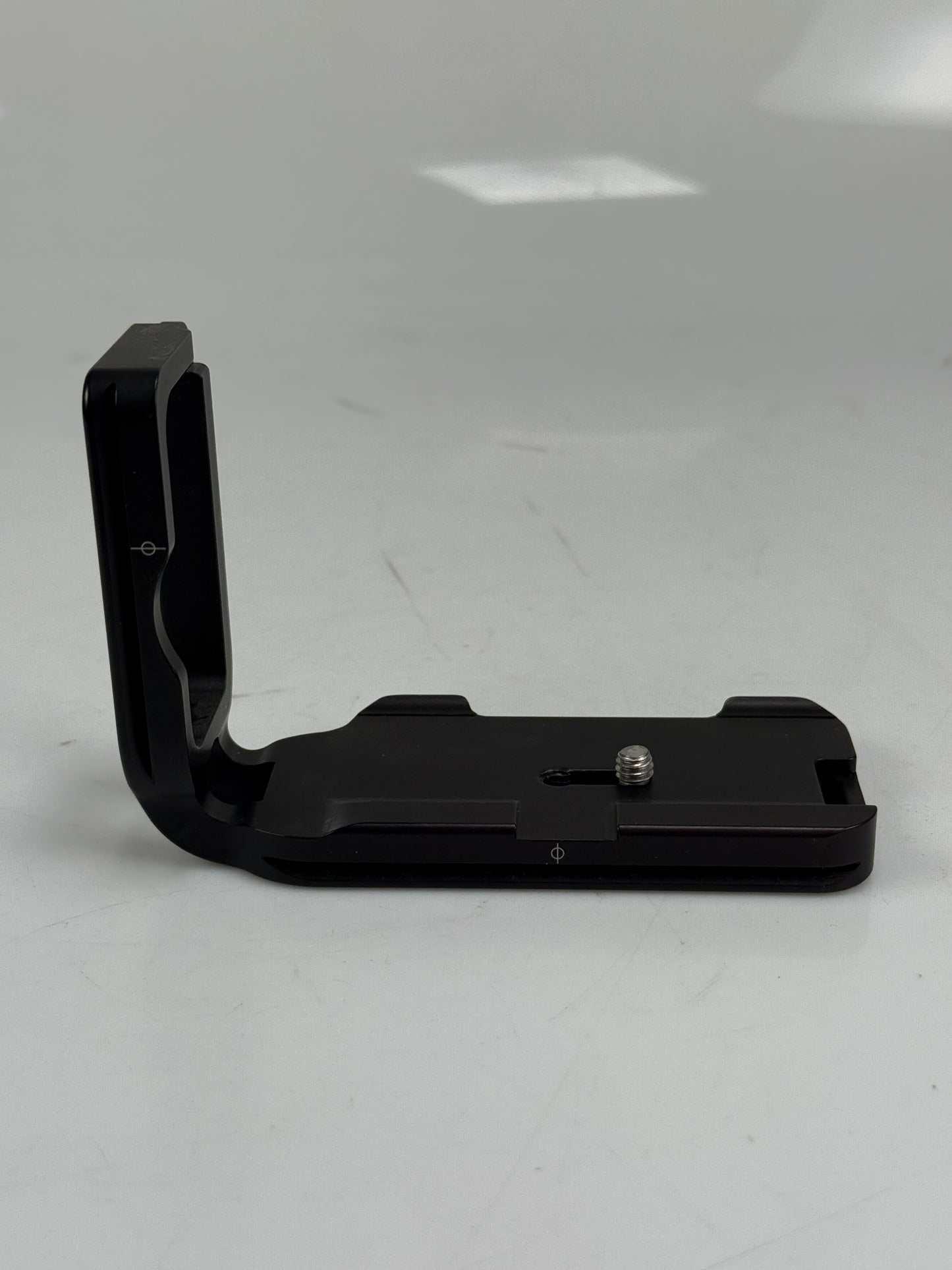 Really Right Stuff BD300 L L-Bracket for Nikon D300