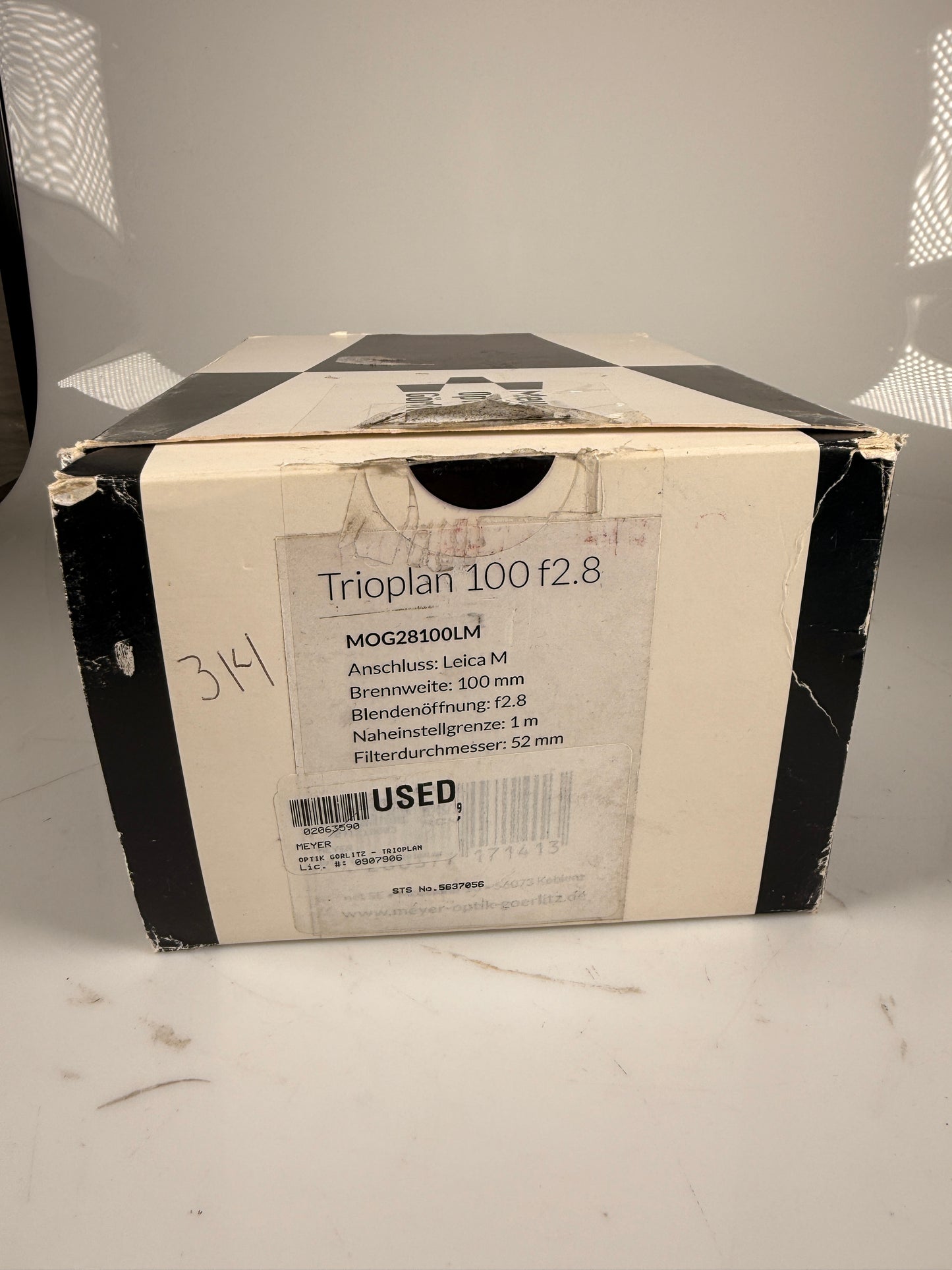Meyer Optik Gorlitz Trioplan 100mm F2.8 Leica M lens