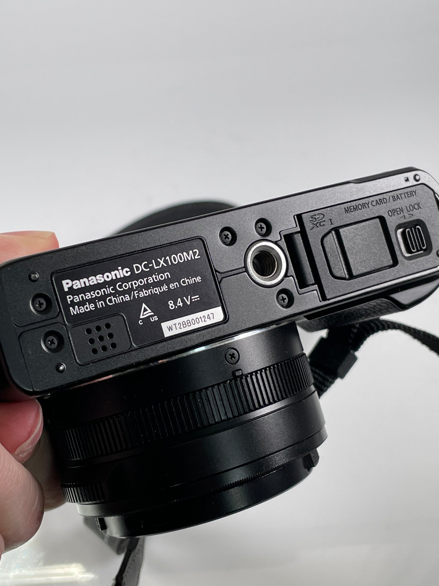 Panasonic Lumix LX100 II 24-75mm Lens Wi-Fi and Bluetooth Camera DC-LX100M2