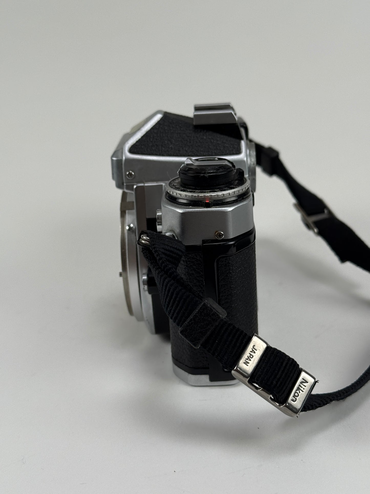 Nikon FE Chrome 35mm SLR Film Camera Body