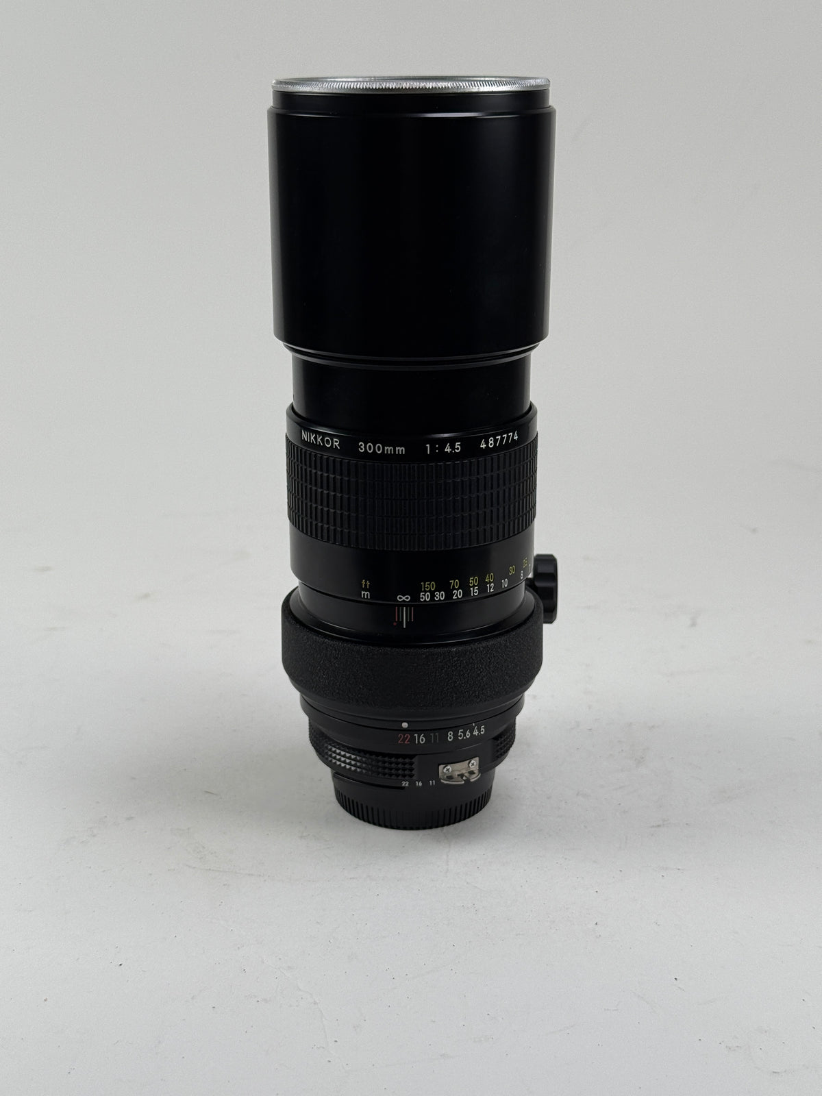 Nikon AI Nikkor 300mm f4.5 Telephoto Lens