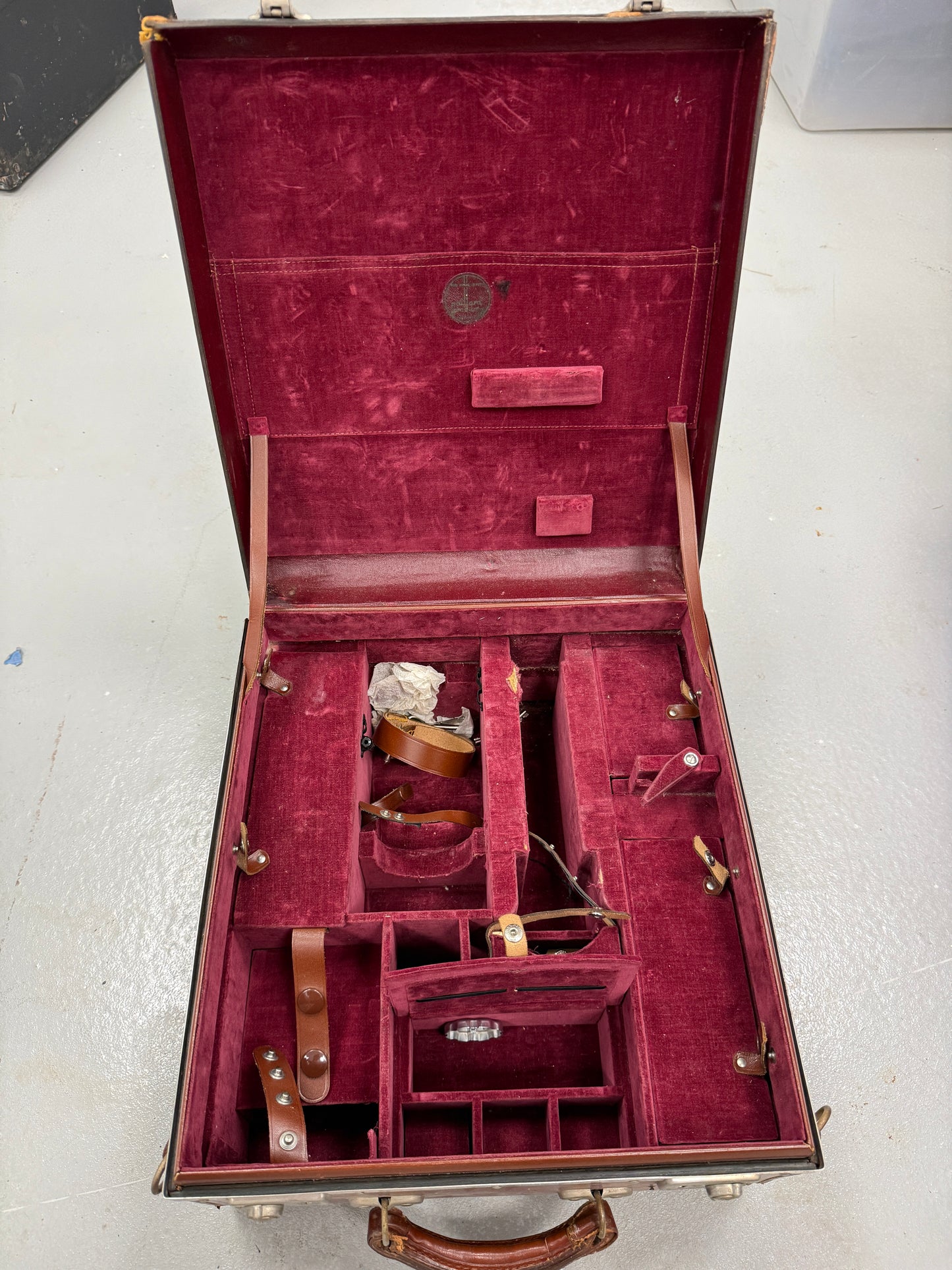 ORIGINAL LEATHER CASE FROM PAILLARD BOLEX H16 SWISS MADE CINE MOVIE CAMERA