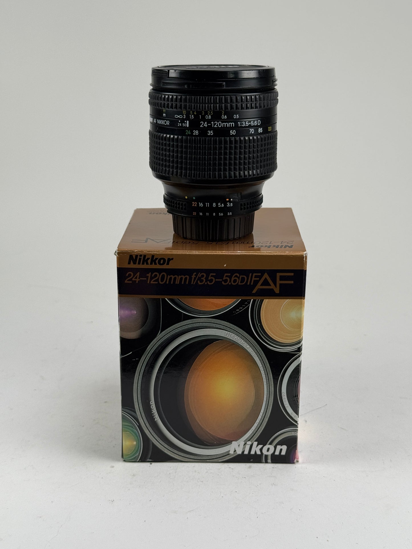 Nikon AF Nikkor 24-120mm F3.5-5.6 D Zoom Lens For F Mount