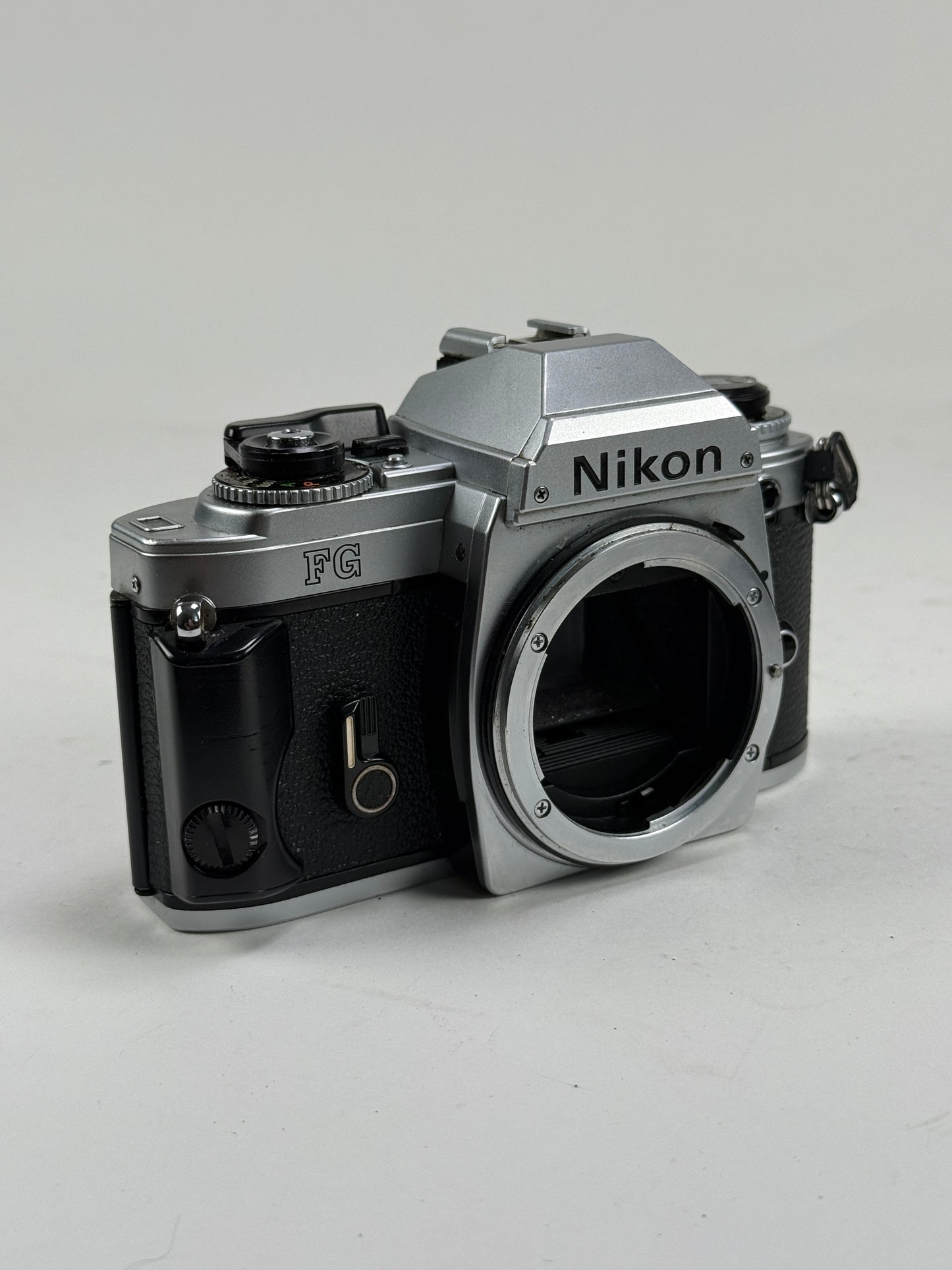 Nikon FG SLR Film Camera Body Chrome with grip