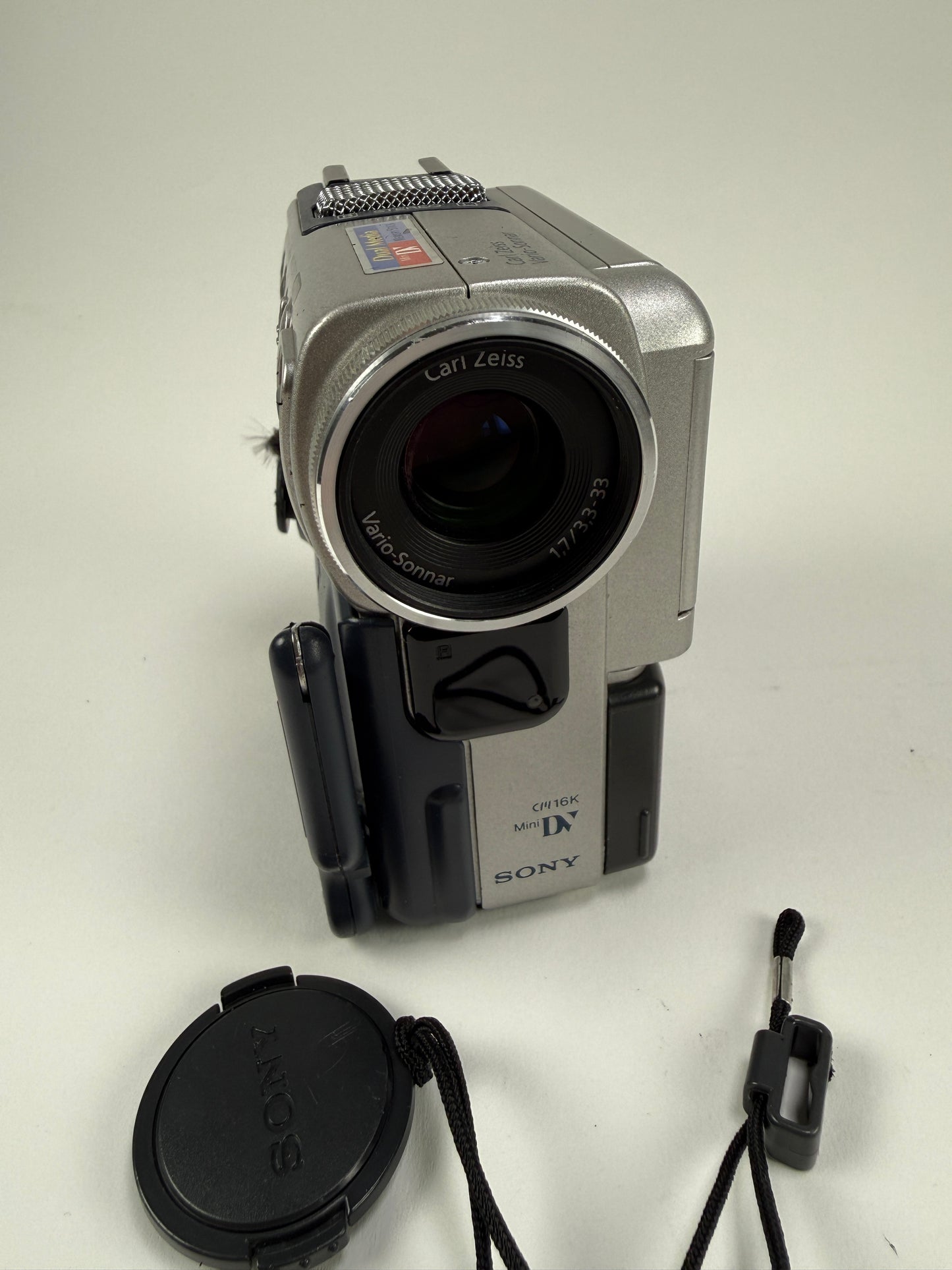 Sony Handycam DCR-PC5 Digital Video mini dv Camcorder