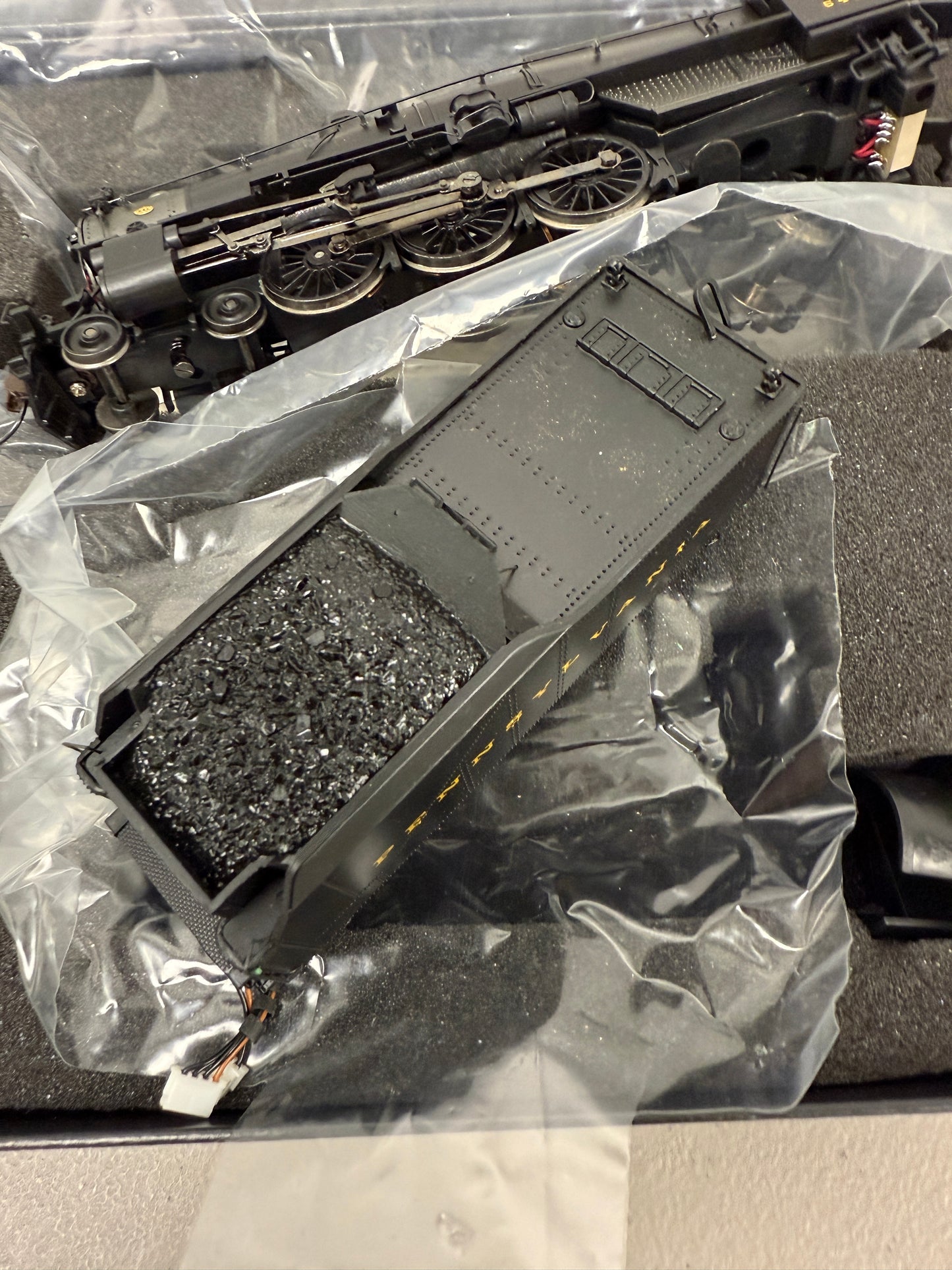 Bachmann Spectrum 84114 HO Scale K4 4-6-2 Pacific LocomotivePennsylvania 6476