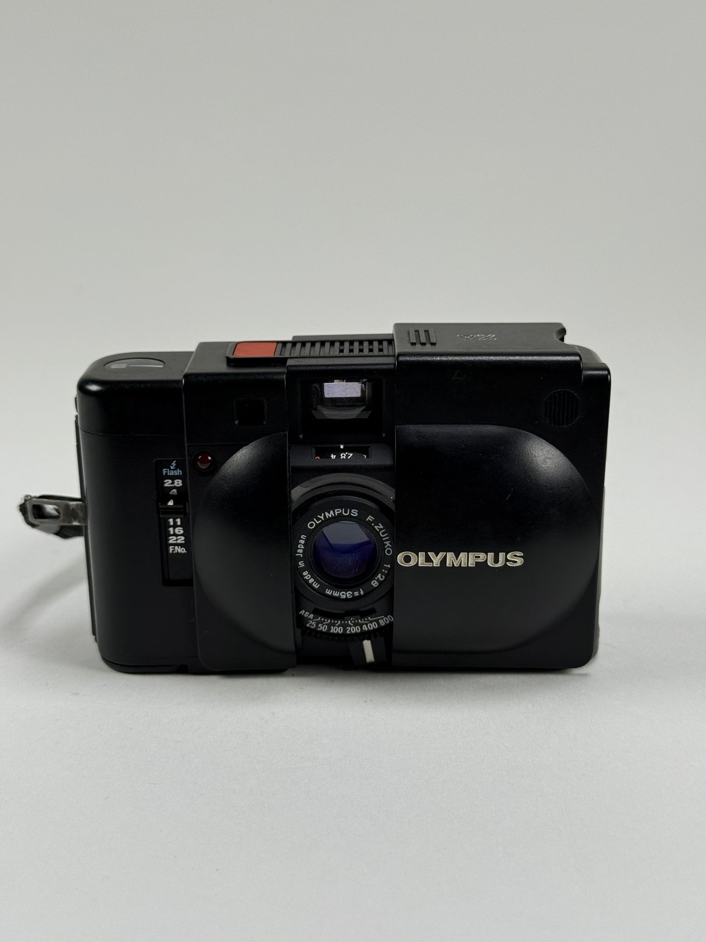 Olympus XA 35mm Rangefinder Camera 35mm f2.8