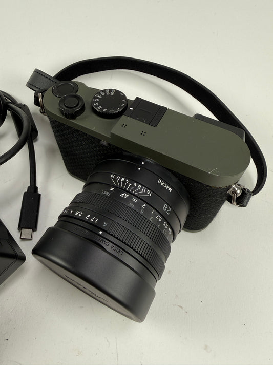 Leica Q2 Reporter Edition 47.3MP Digital Camera 19063
