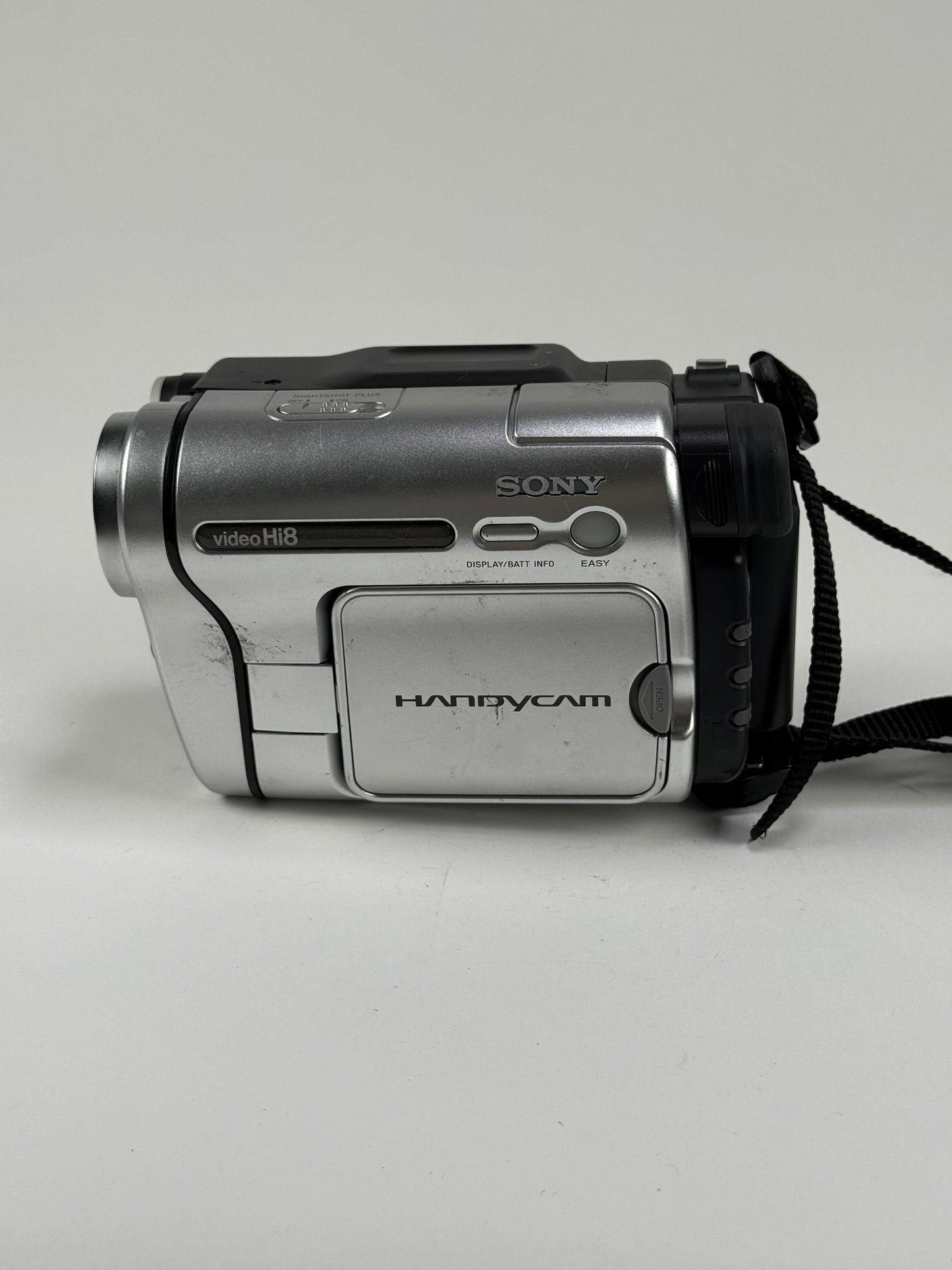 Sony Handycam CCD-TRV138 Hi8 Camcorder Player Video Recorder
