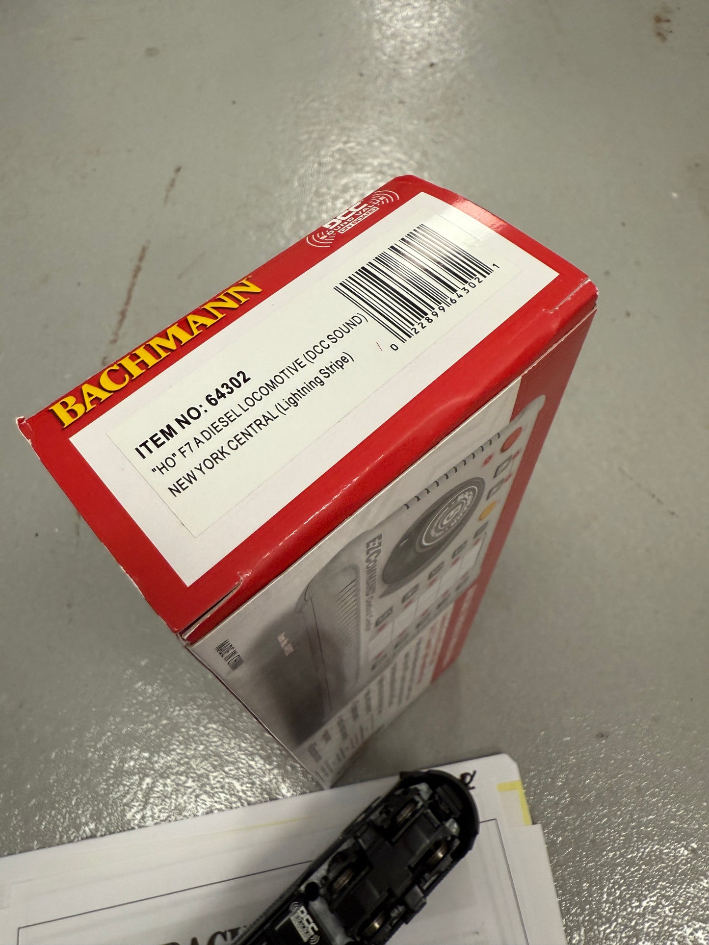 Bachmann New York Central HO F7 A Diesel DCC Sound Locomotive